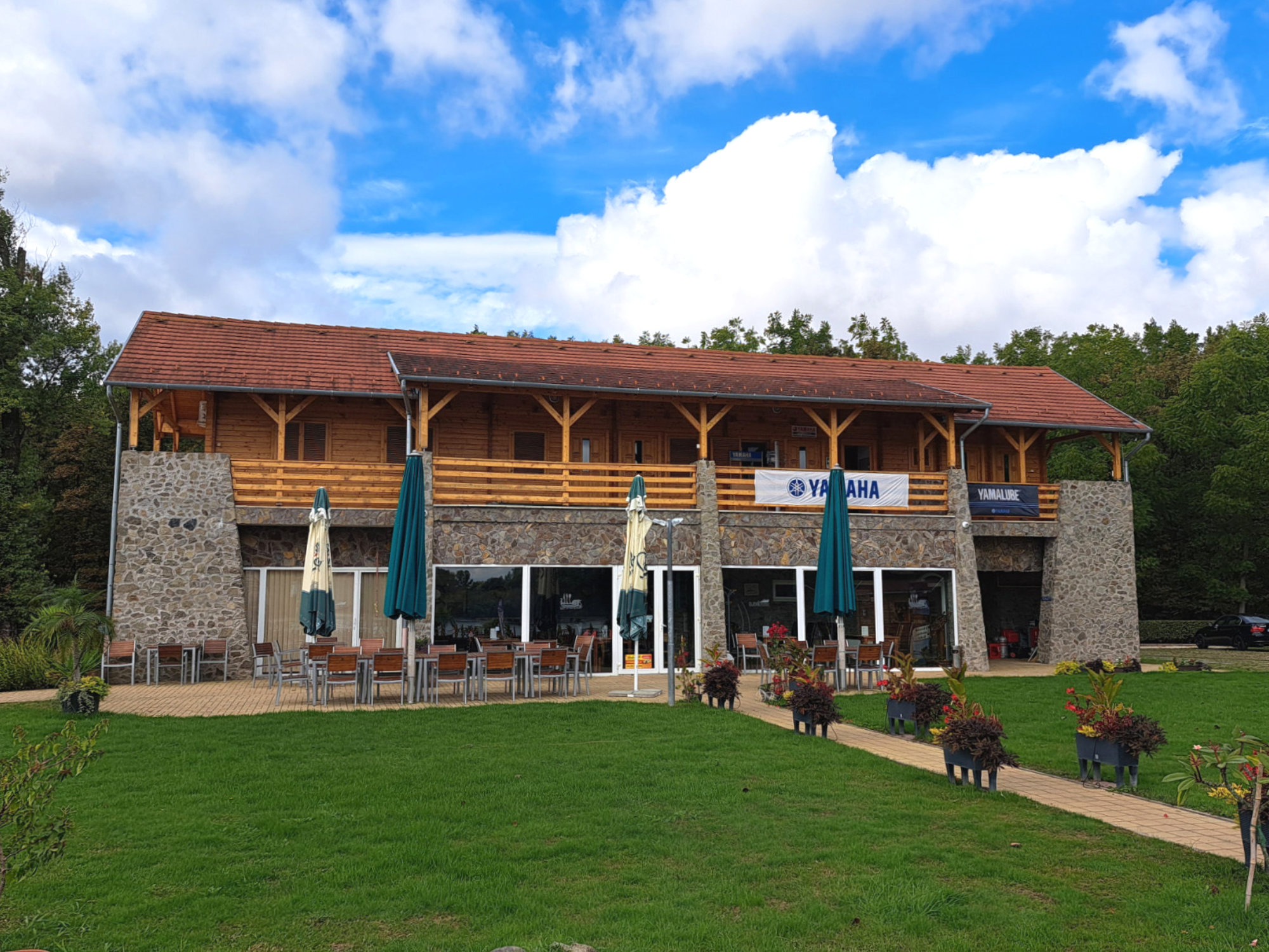 Bárka-Vendéglő-külső